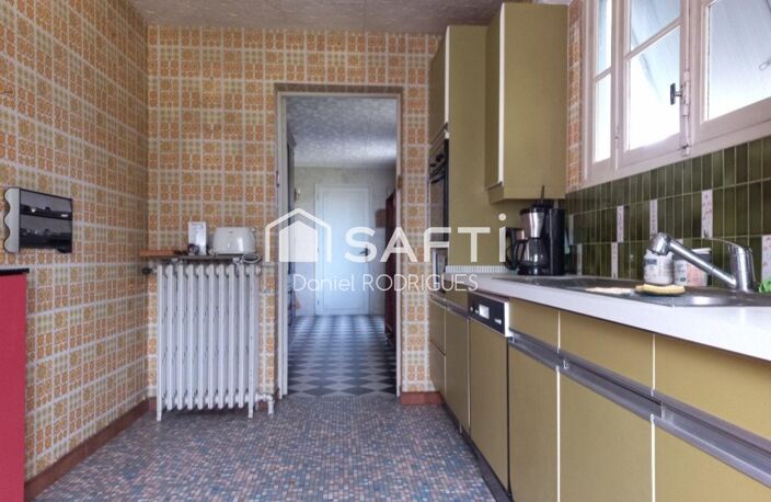 Maison à rénover dans le quartier de L'ARCHEVECHE — photo 4