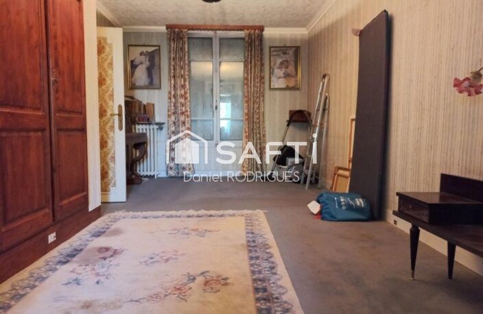 Maison à rénover dans le quartier de L'ARCHEVECHE — photo 5