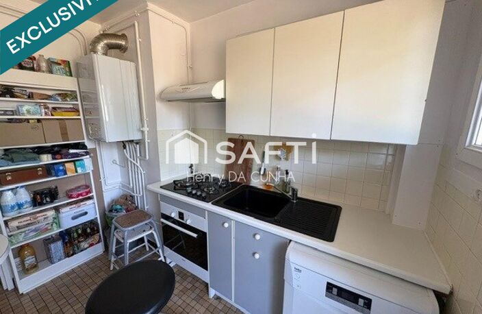 T2 lumineux avec balcon proche tram A — photo 4