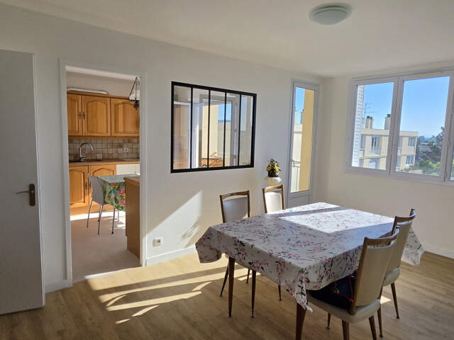 Exclusivité au calme beau T3 balcon à Champagne-au-Mont-d'Or — photo du bien