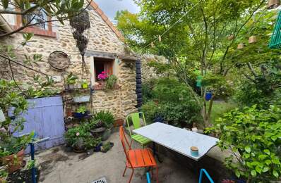 MAISON DE VILLE  AVEC JARDIN — photo du bien