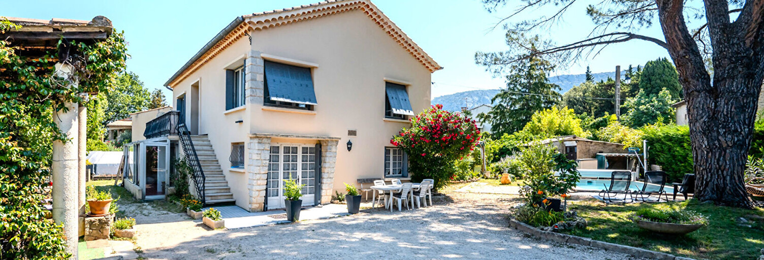 Maison 5 Pièces 157 m² à vendre à Taillades (84300)