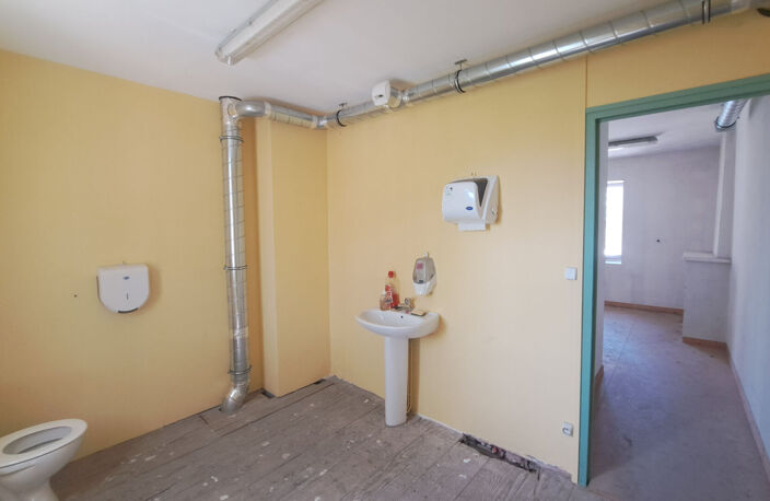Immeuble de 162 m² au coeur d'Anneyron — photo 4