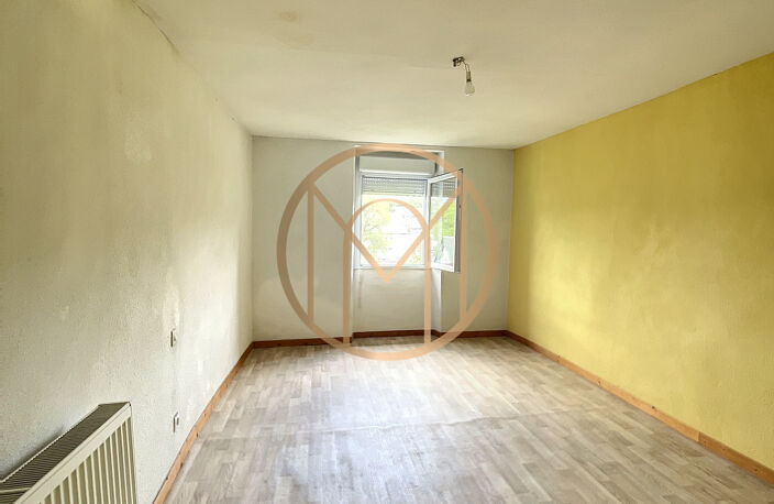 immeuble 258 m2 avec 1 local commercial et 2 appartements — photo 4
