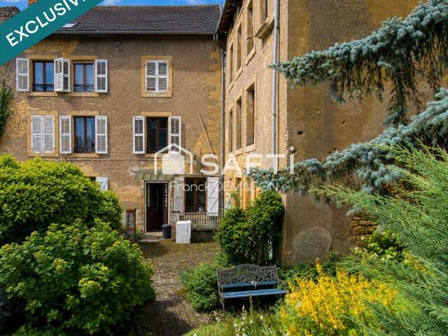 Demeure de caractère  243 m²  Jardin de 700 m²  Dépendance à réhabiliter — photo du bien