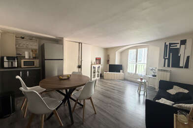 Appartement 3 pièces 830 €