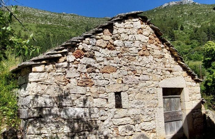 -A VENDRE- PRADES 48210 St Enimie TERRAIN CONSTRUCTIBLE non viabilisé de 3265m2 108 000€ — photo 5