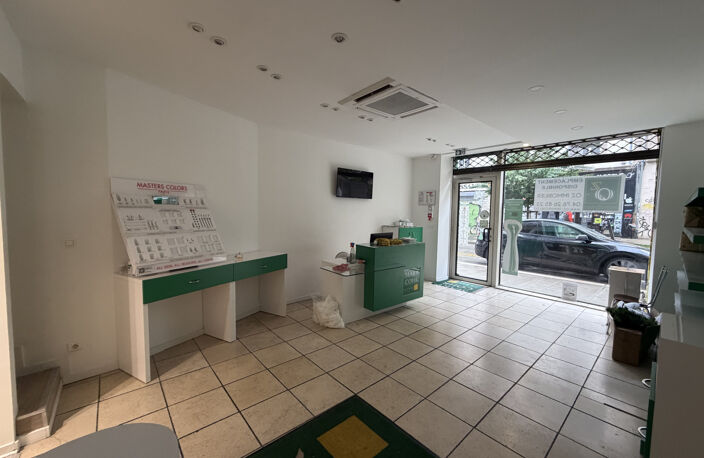 Local Commercial 170 m2 — photo 2