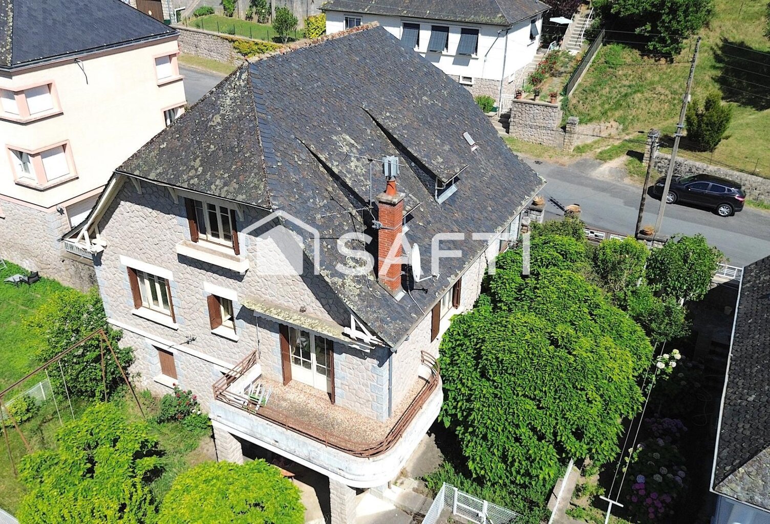 Maison individuelle au centre du village — photo 1
