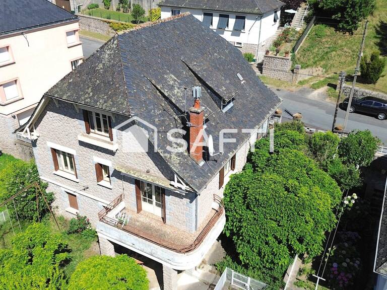 Maison individuelle au centre du village — photo 1