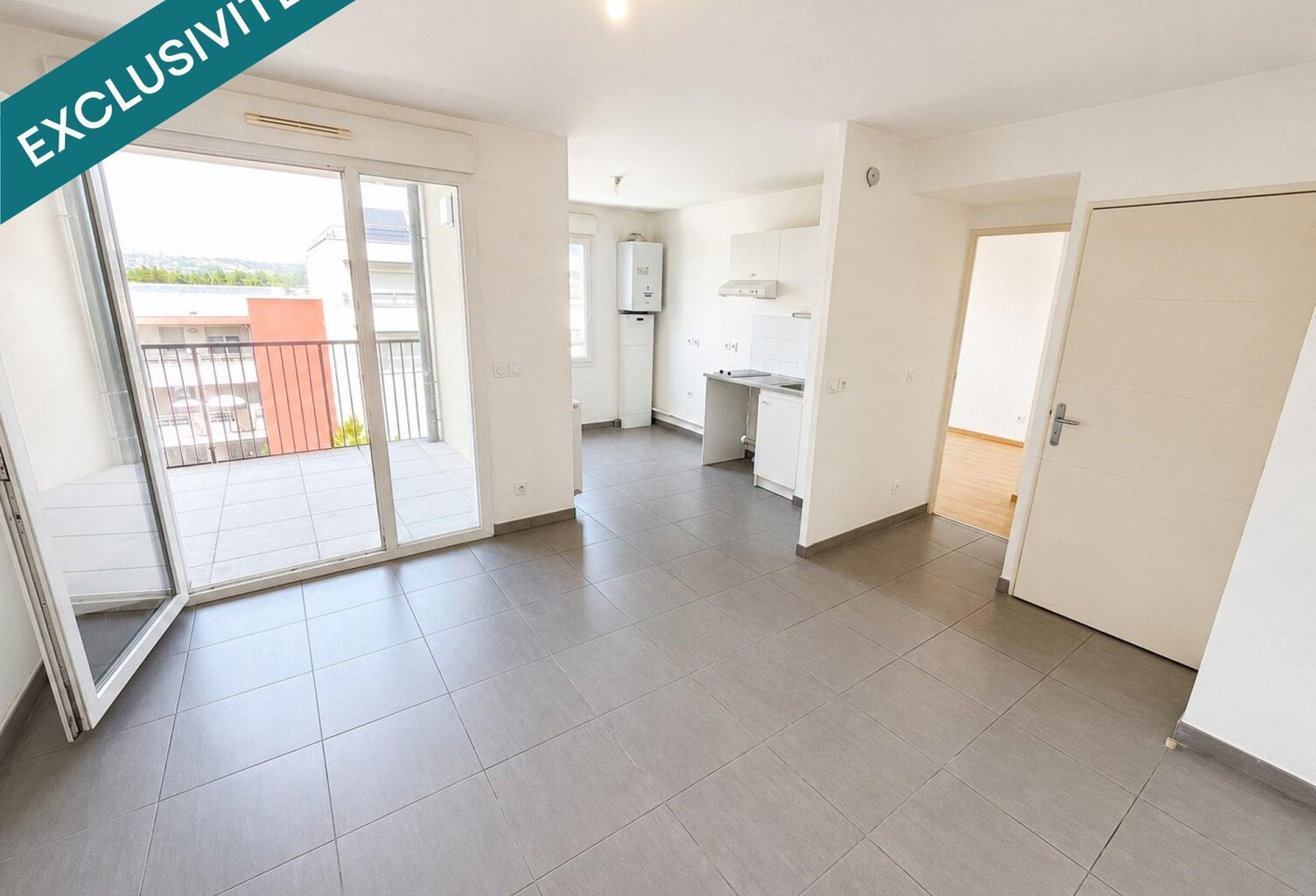 Appartement de 42m2. T2 lumineux avec parking  Villeurbanne Saint-Jean — photo 1