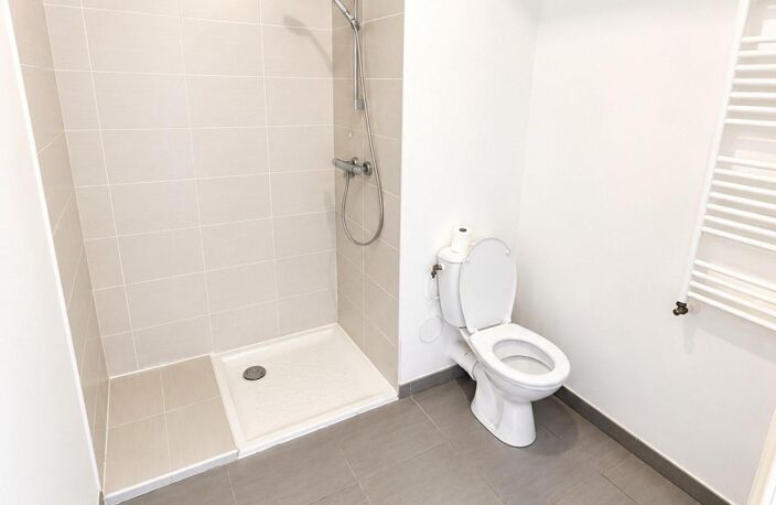 Appartement de 42m2. T2 lumineux avec parking  Villeurbanne Saint-Jean — photo 5