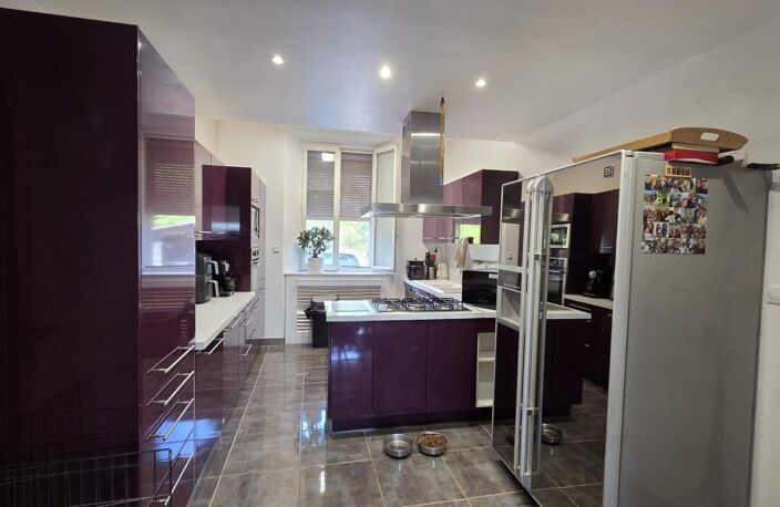 Ensemble immobilier — photo 3