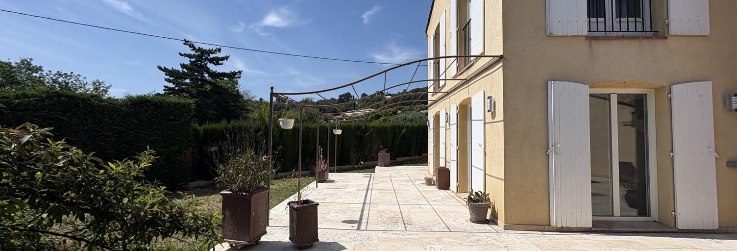 Maison 5 Pièces 100 m² à vendre à Ollioules (83190)
