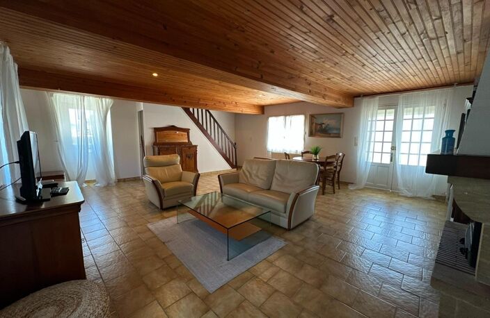 Maison de bourg avec activité gîte  Rentabilité immédiate (15 320 €/an) — photo 3