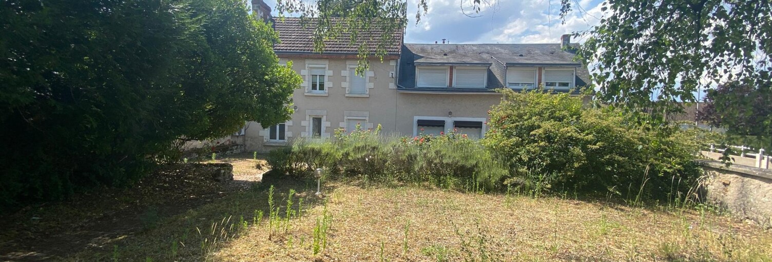 Immeuble  284 m² à vendre à Châtillon-sur-Indre (36700)