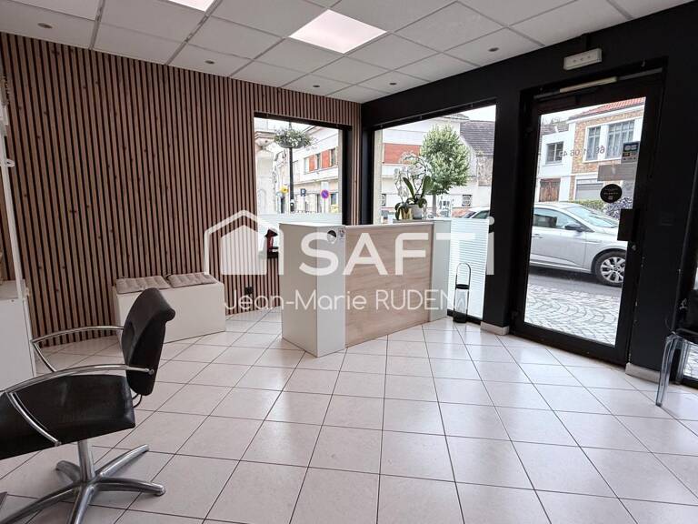 LVDB - A vdre Fonds de commerce salon de coiffure — photo 1