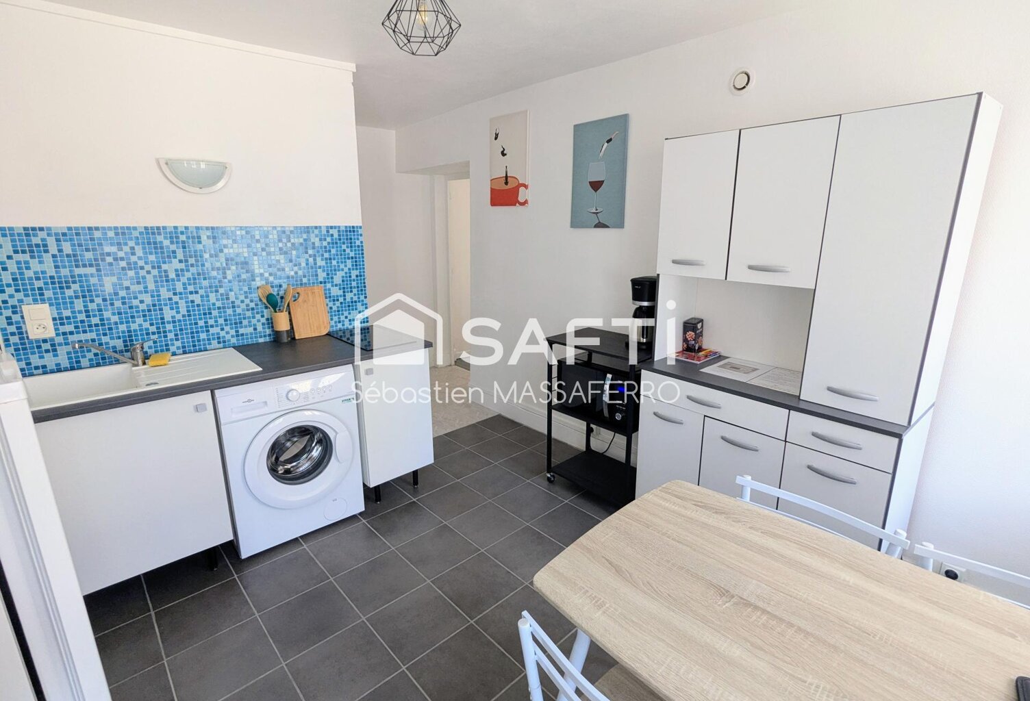 Immeuble de rapport en hypercentre de Cosne — photo 1