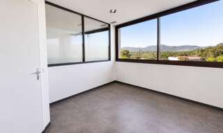Bureau  10 m² à louer à Saint-Raphaël (83700)