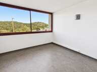 Local pro 13 m² indépendant dans complexe de 124m² — photo 4