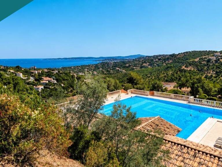 Studio vue mer  Résidence avec 2 piscines  Les Issambres  Idéal investissement locatif — photo 1