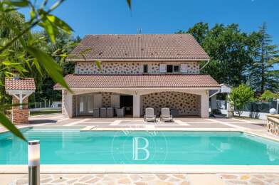 Maison 9 pièces 690000 €