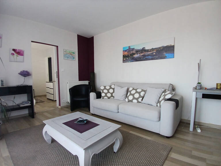 BIARRITZ - Vaste 2 pièces avec terrasse, ascenseur et cave — photo 1
