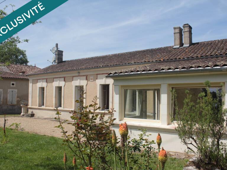 Propriété exceptionnelle : moulin à eau, 2 habitations, 500 m² de dépendances et 6,5 hectares de nature. — photo 1