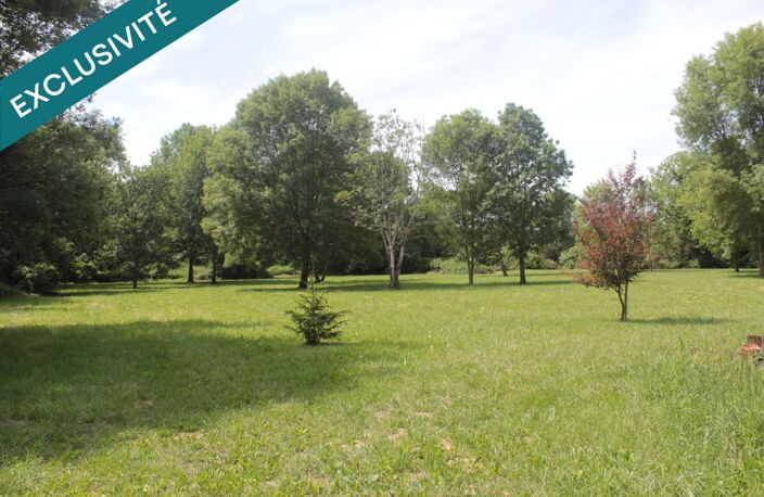 Propriété exceptionnelle : moulin à eau, 2 habitations, 500 m² de dépendances et 6,5 hectares de nature. — photo 3