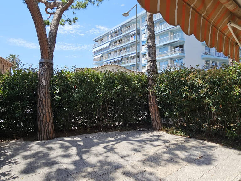 Cros de Cagnes-  rez-de-jardin - PLAGE- calme — photo 1