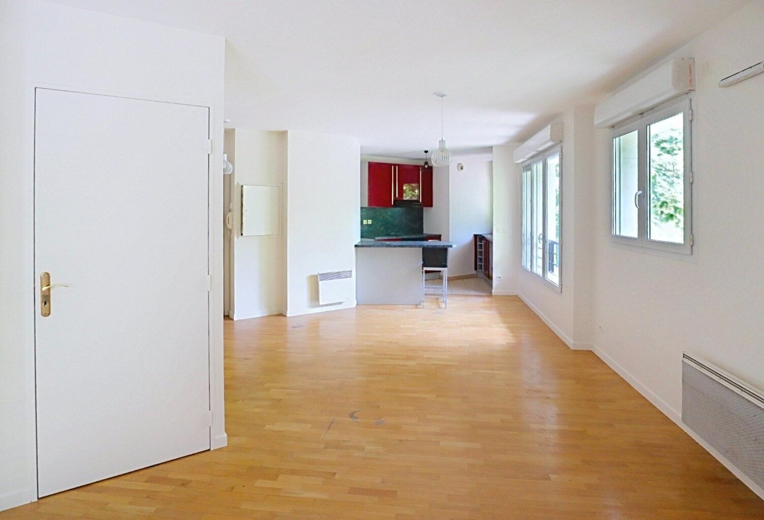 5 pièces sur 2 niveaux · DPE C · Parking inclus + Balcons — photo 1