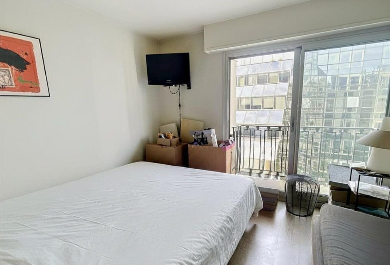 Studio avec balcon, Paris 8e, Ascenseur — photo 1