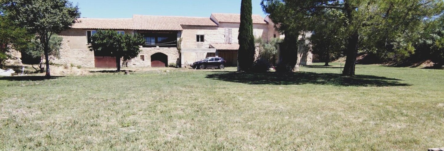 Maison 10 Pièces 479 m² à vendre à Arles (13200)