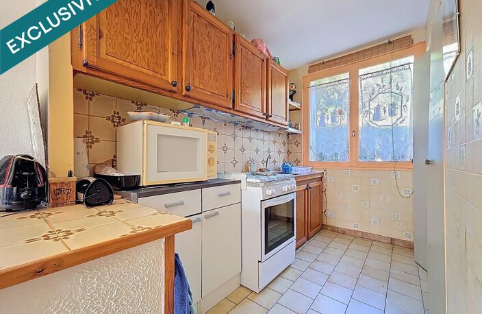 Un investissement locatif aux portes de Lamalou-les-Bains, avec trois logements et un fort potentiel de valorisation. — photo 2
