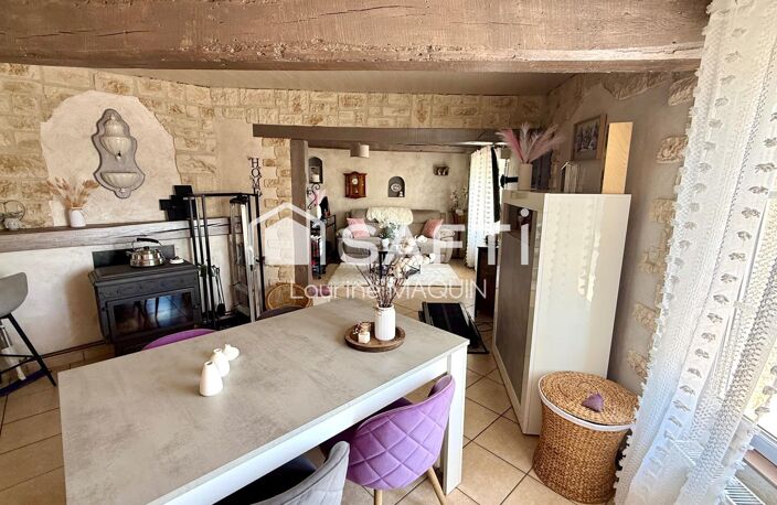 Maison familiale au calme avec grand terrain - beau potentiel — photo 4