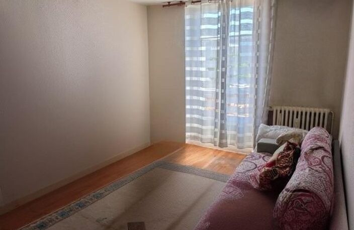 EXCEPTIONNEL, Appartemen de 54 m² avec 2 chambres,  garage, parking, grenier et cave  à  Champagnole JURA — photo 3