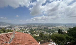 Appartement 4 Pièces 90 m² à vendre à Solliès-Ville (83210)