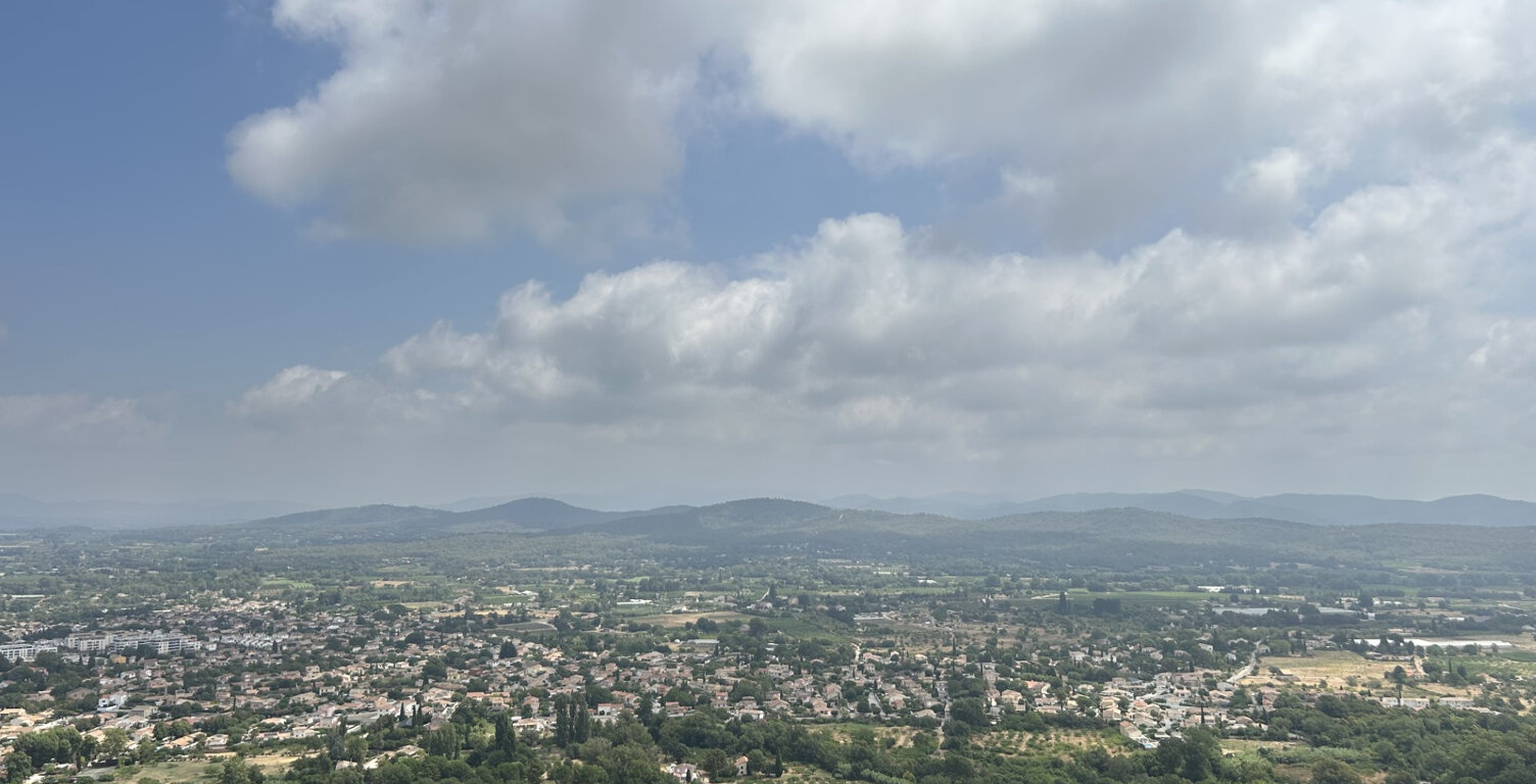 Solliès-Ville T4 + Terrasses Vue panoramique — photo 1