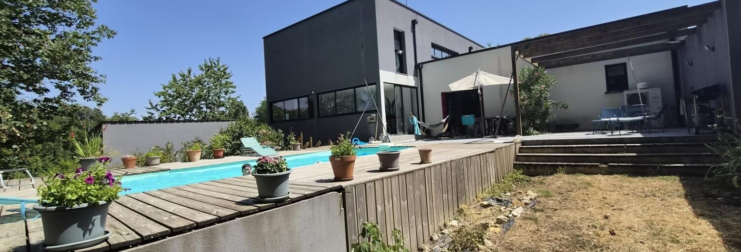 Maison 8 Pièces 229 m² à vendre à Montamisé (86360)