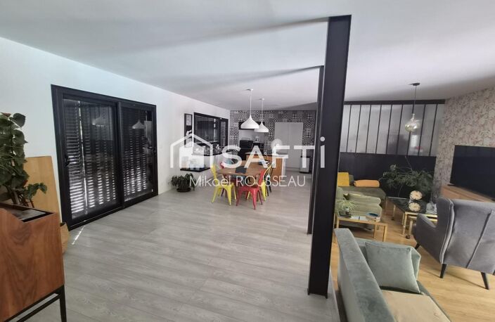 Superbe maison contemporaine avec piscine en bord de foret et proche d'un axe, poitiers à 10 minutes. — photo 2