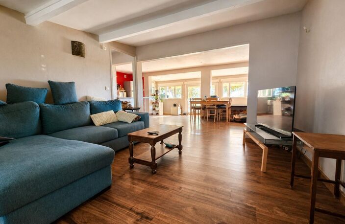 Rare à Mireval : 5 438 m² et dépendances — photo 3