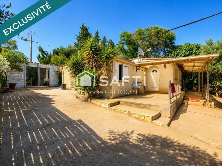 Rare à Mireval : 5 438 m² et dépendances — photo 1