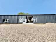 Local commercial à louer - 220m2 - Toutes activités — photo 3