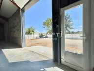 Local commercial à louer - 220m2 - Toutes activités — photo 4