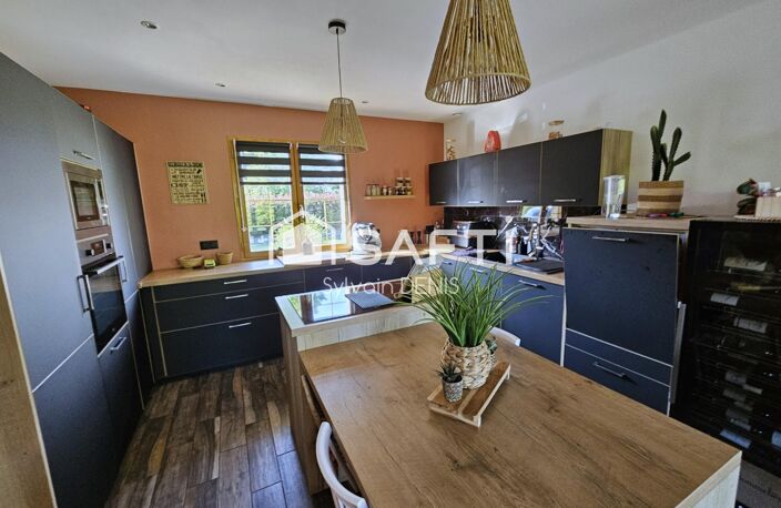 Maison familiale 145 m² de 5 chambres sur 907 m² de terrain — photo 3