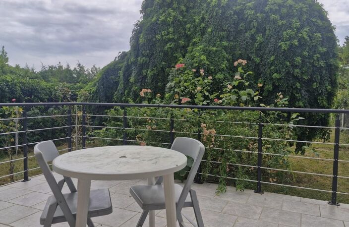 Maison de ville non mitoyenne avec terrain — photo 4