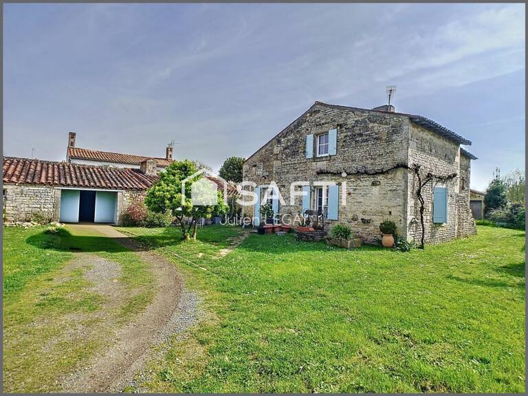 MAGNIFIQUE MAISON EN PIERRE AVEC JARDIN ET DEPENDANCES — photo 1