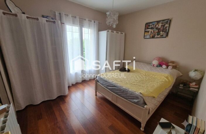 MISON DE PLAIN-PIED 168 m²  5 CHAMBRES  PISCINE  TERRAIN 1 200 m² — photo 5