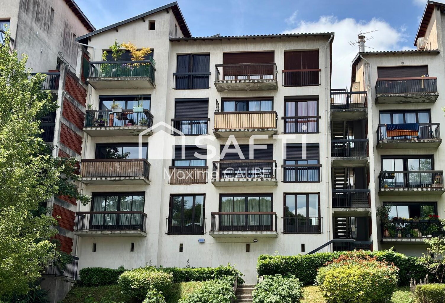 Appartement 121 m² - T4 + T2 avec box et parkings — photo 1