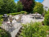 Emplacement numéro 1 pour cette magnifique maison — photo 2